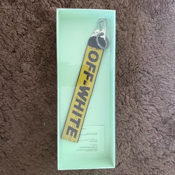 Off-White Yellow and Black Keychain - Picture 2 of 6